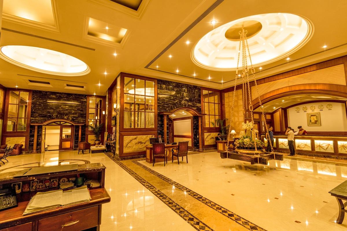 Ira By Orchid Mumbai T-2 International Airport Otel Dış mekan fotoğraf